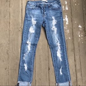 Brandy Melville Jeans - Brand new zumiez skinny jeans Brandy Melville Jeans - Brand new zumiez skinny jeans